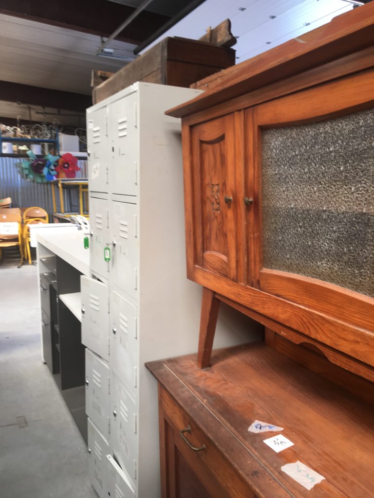 casiers et meubles à rénover Atelier d'éco solidaire Bordeaux